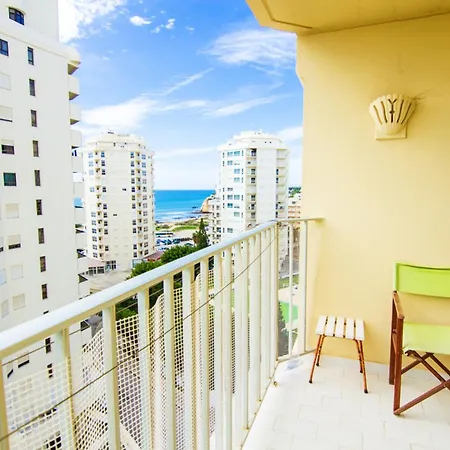 Sea View In 52 M² + Balcony * Armação de Pêra